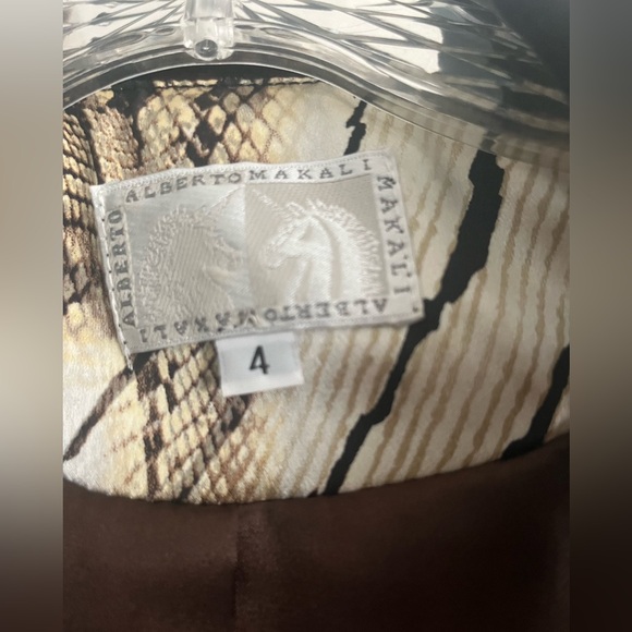 FINAL MARKDOWN!!! EUVC Alberto Makali 3 Piece Skirt, Tank and Vest Set. - Picture 4 of 16